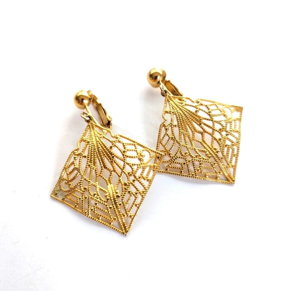 Vintage Estate Gold Tone Open Work Classic Dangle Diamond Clip On Earrings